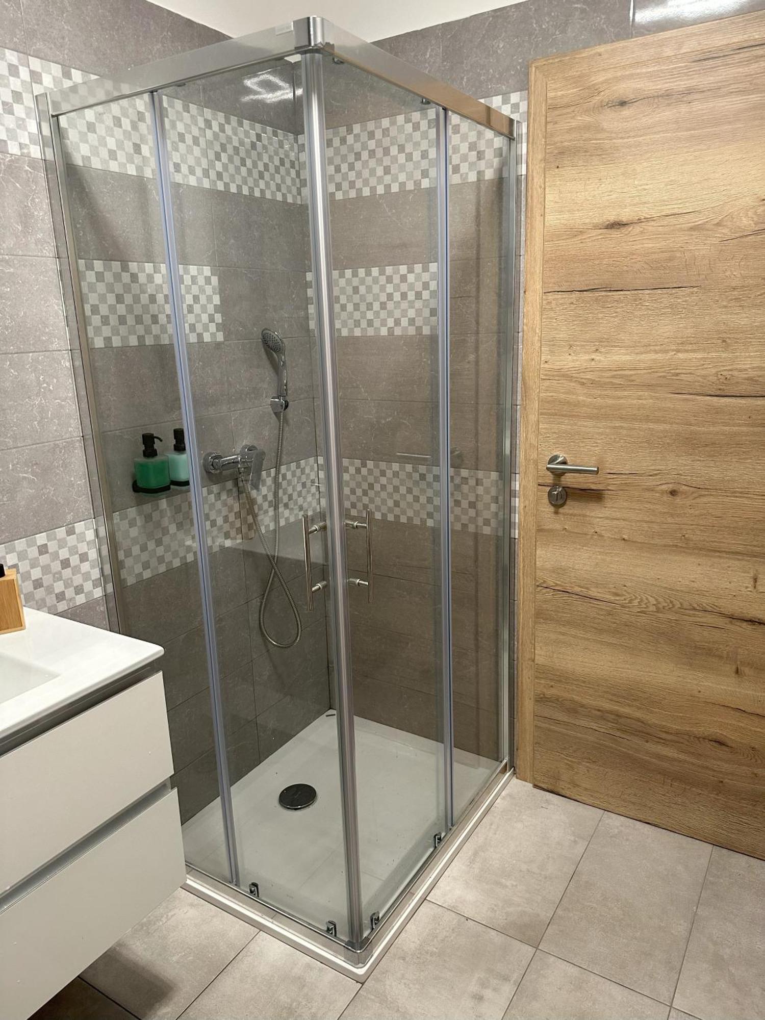 Apartma Anze Samec Dobravlje 外观 照片